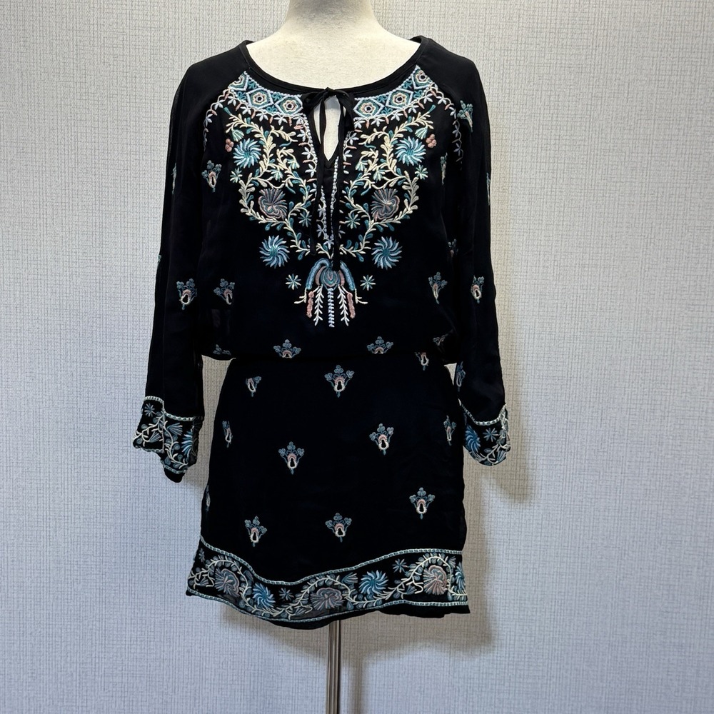 Tolani Embroidered Mini Dress Womens S Black‎ Boho Floral Peasant Chic Bohemian